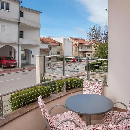 Brkic * Makarska